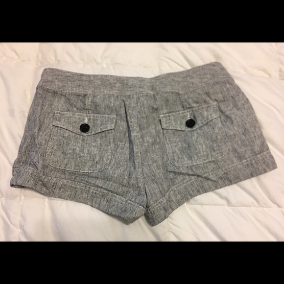 Express gray linen shorts size 8 - Picture 2 of 2